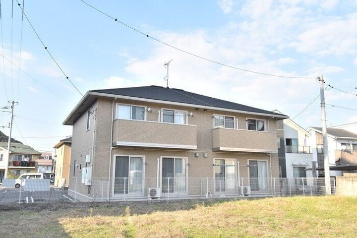 スマートフォー　Ａ館 2階建