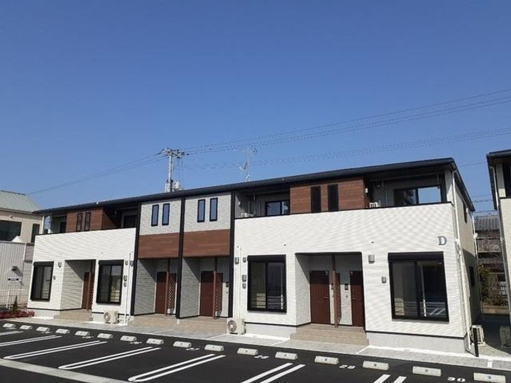 ルーベル宇多津Ⅲ　Ｄ 2階建