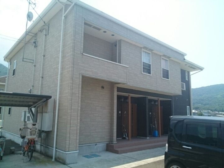 ルークス　勇峰Ｂ 2階建