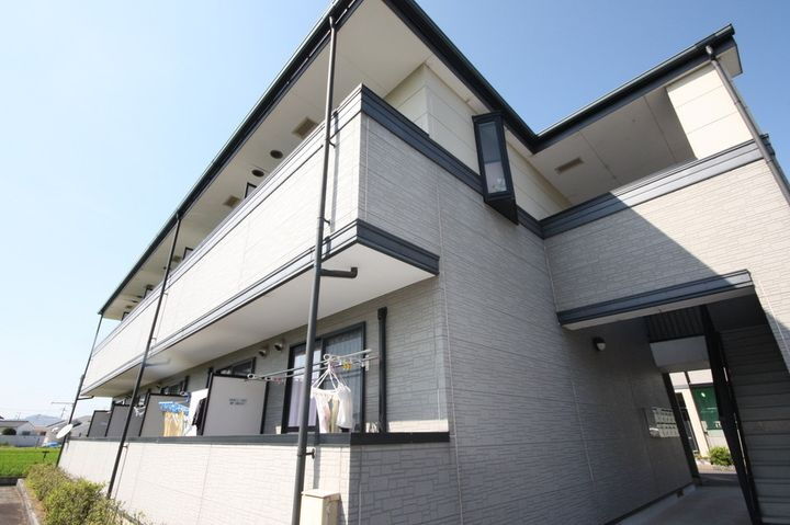 フローラＢ 2階建