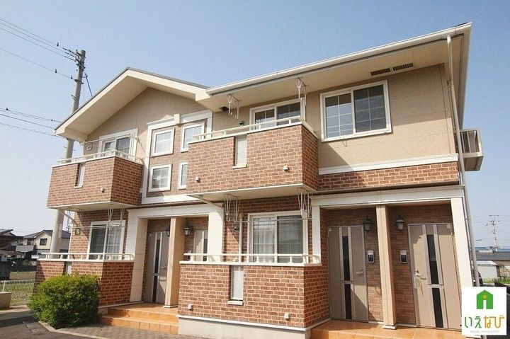 Ｍ・フレージュ―　Ｂ 2階建