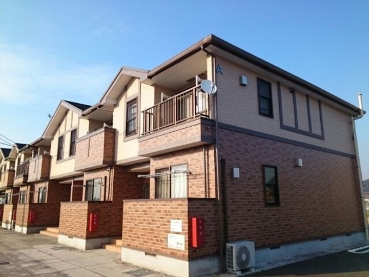 セナ　アイランドＡ 2階建