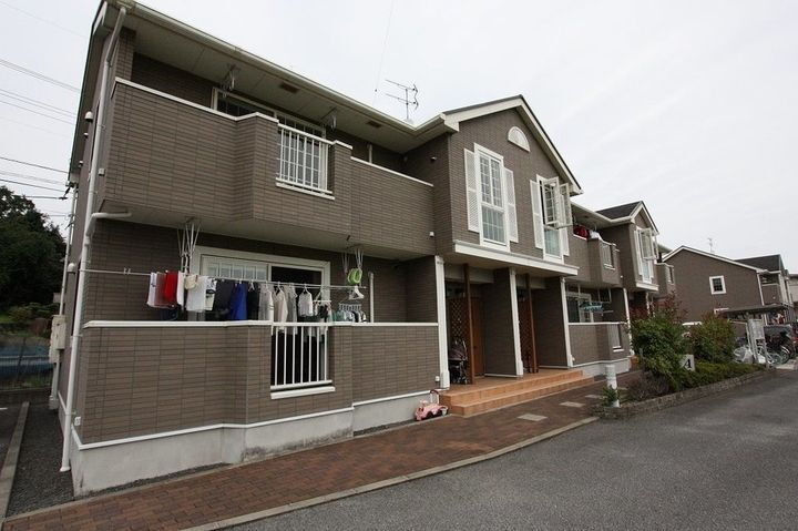 シャン．ド．フルールⅡＡ 2階建
