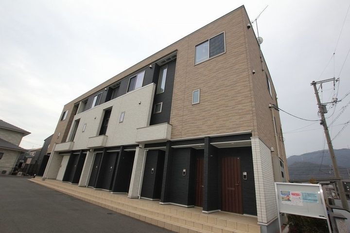 エスプランドル 3階建