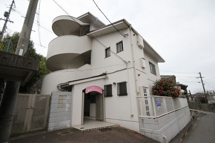 塚本マンション 3階建