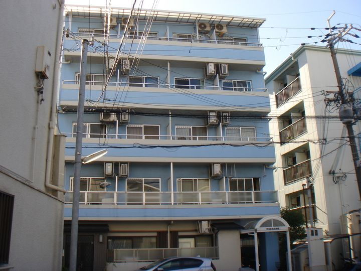 クリエール三津屋 5階建