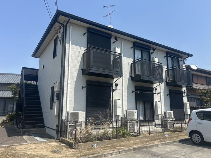 レーベンス　ガルテン 2階建