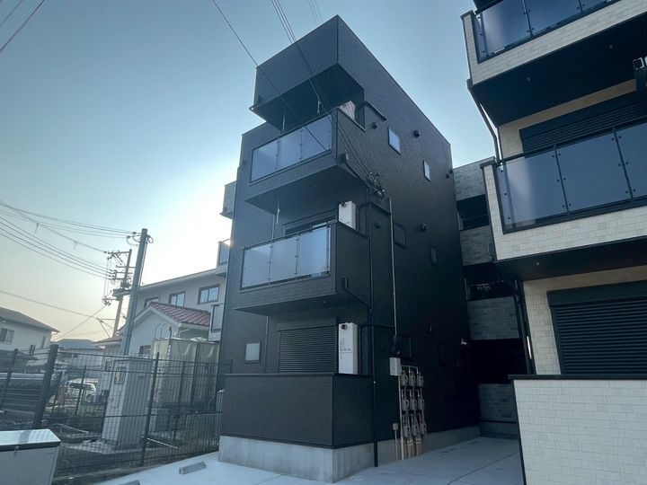 ボヌール英賀保駅前Ⅰ 3階建