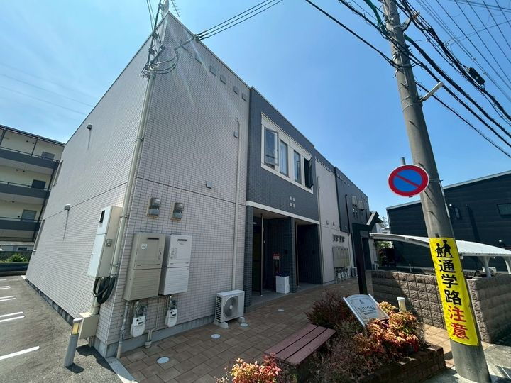アイリスハイム花北 2階建