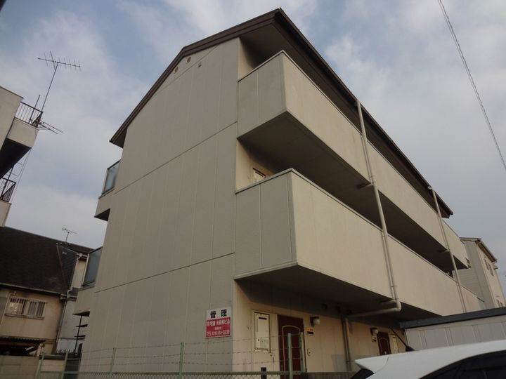 モアセゾンⅡ 3階建