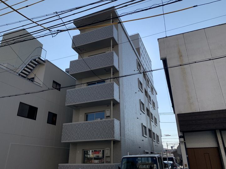 伸輝