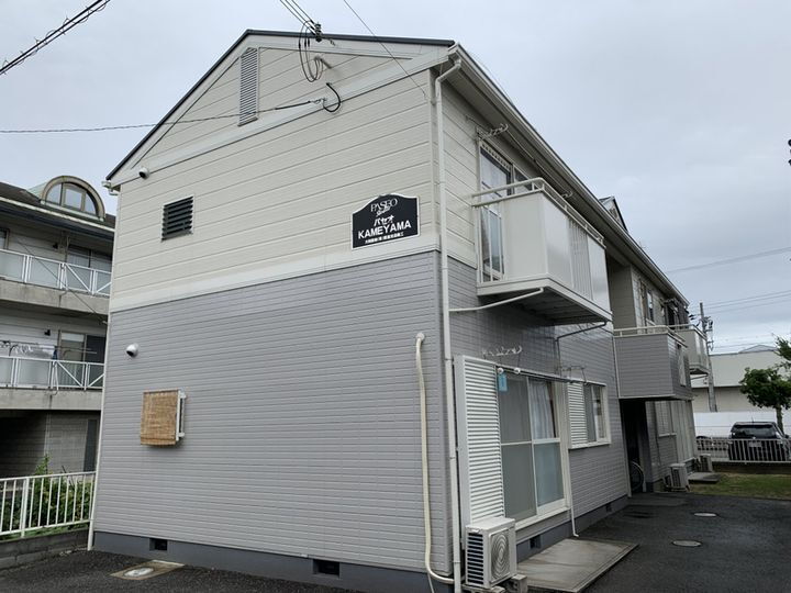 パセオ亀山 2階建