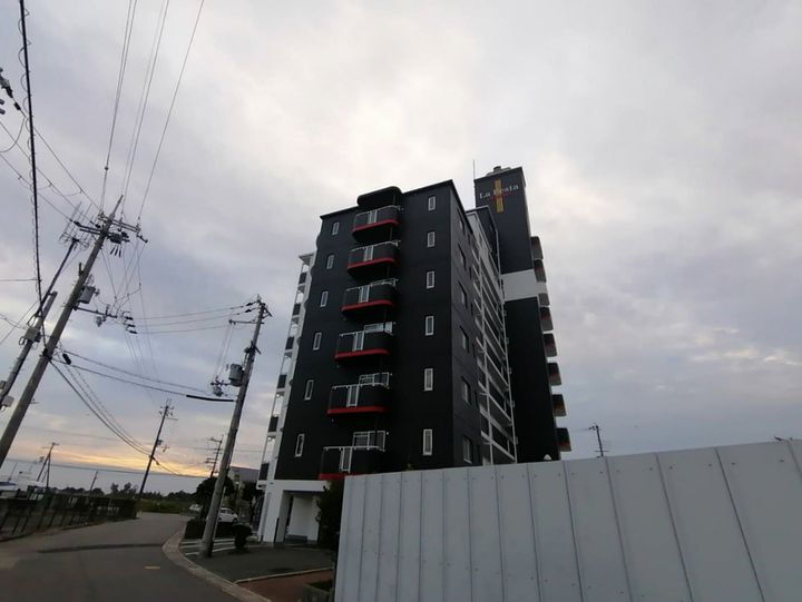 ラフェスタ大塩 10階建