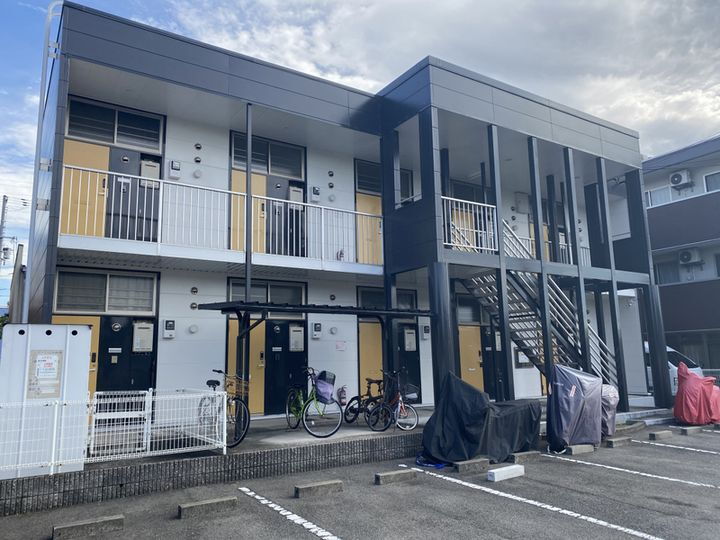 Ｕシャトー飾磨 2階建