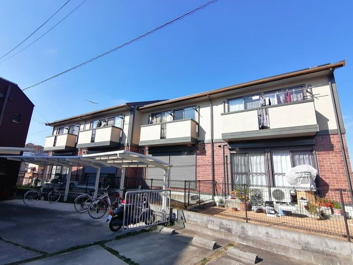 パークハイム壱番館　Ｅ棟 3階建