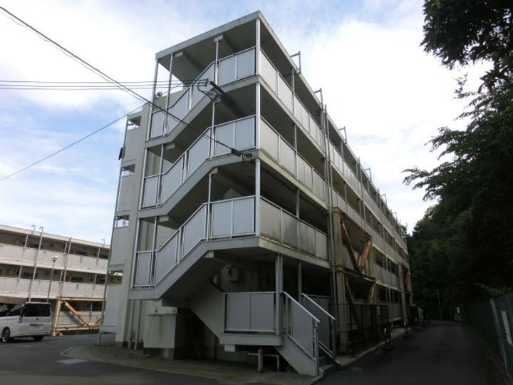 ビレッジハウス書写台 4階建