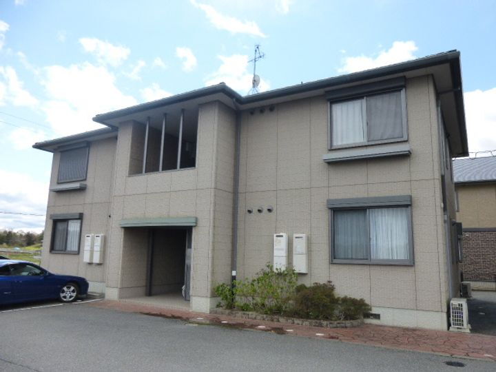 トワベール　南山 2階建