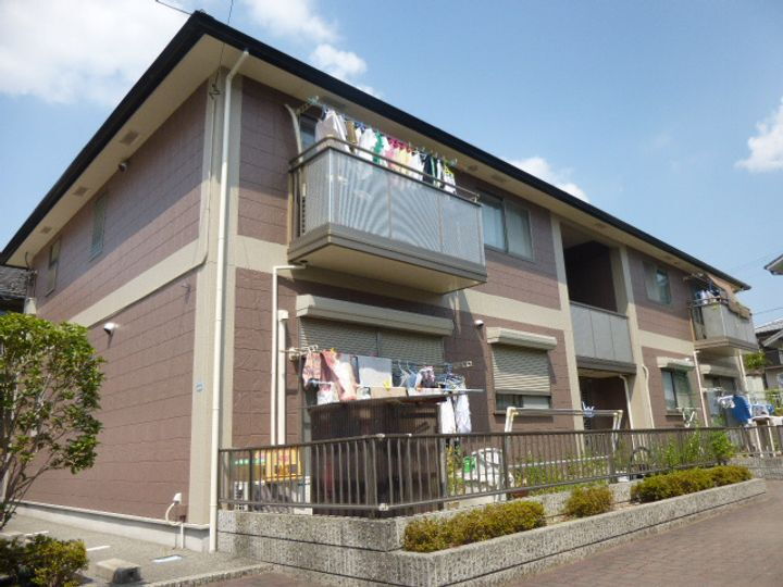 ラフィーネ田寺東 2階建
