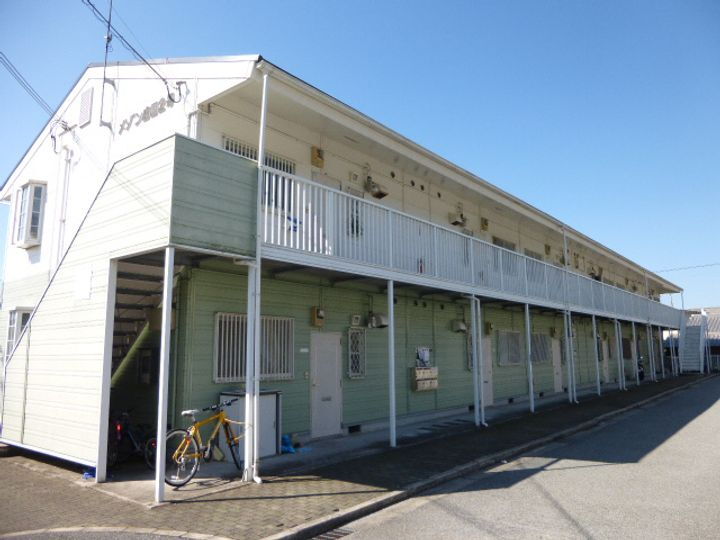 メゾン白国２号 2階建