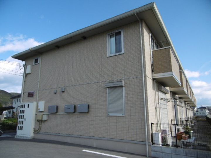 セジュール西土井 2階建