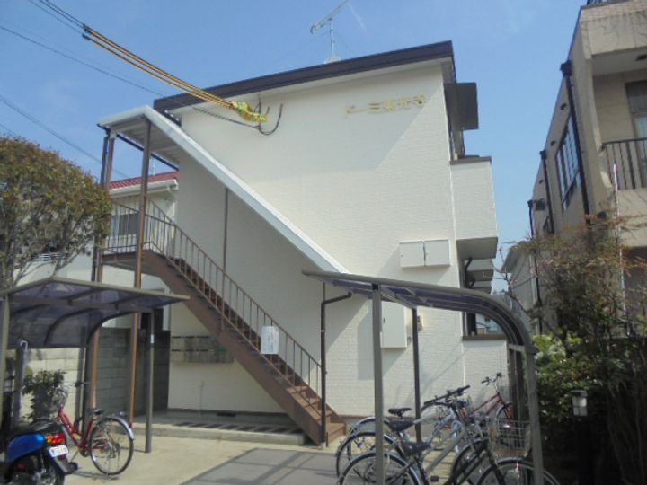 ドーミ東光寺 2階建