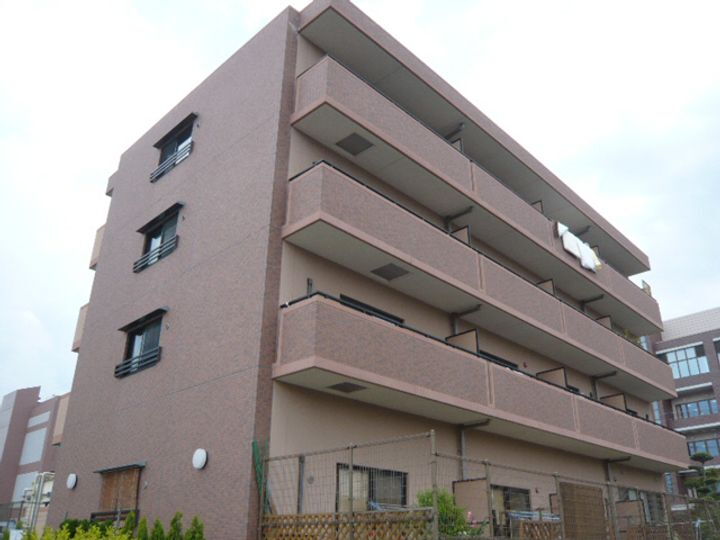 カリヨン三蔵田