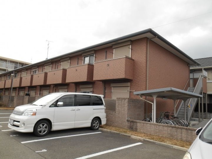 大阪府高石市東羽衣１丁目 2階建 築18年9ヶ月