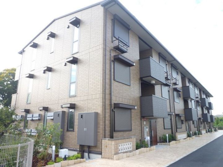 大阪府堺市西区原田 3階建 築9年2ヶ月