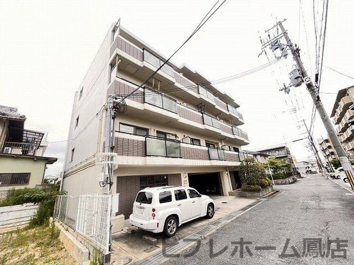 大阪府堺市中区深井東町 4階建 築33年10ヶ月