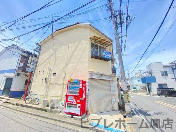 大阪府堺市西区浜寺石津町西４丁 2階建