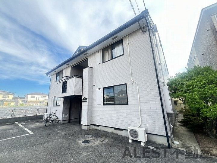 大阪府高石市綾園６丁目 築28年1ヶ月 2階建