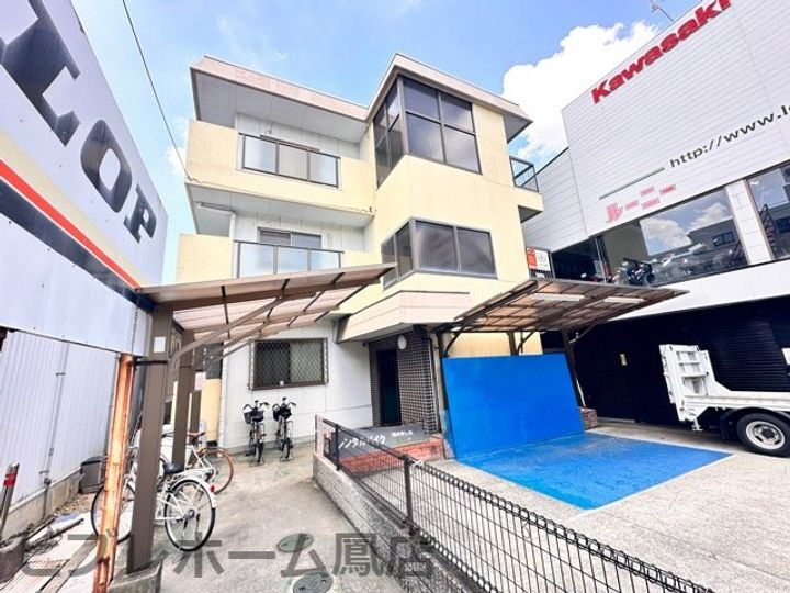 大阪府堺市中区深井清水町 3階建 築38年9ヶ月