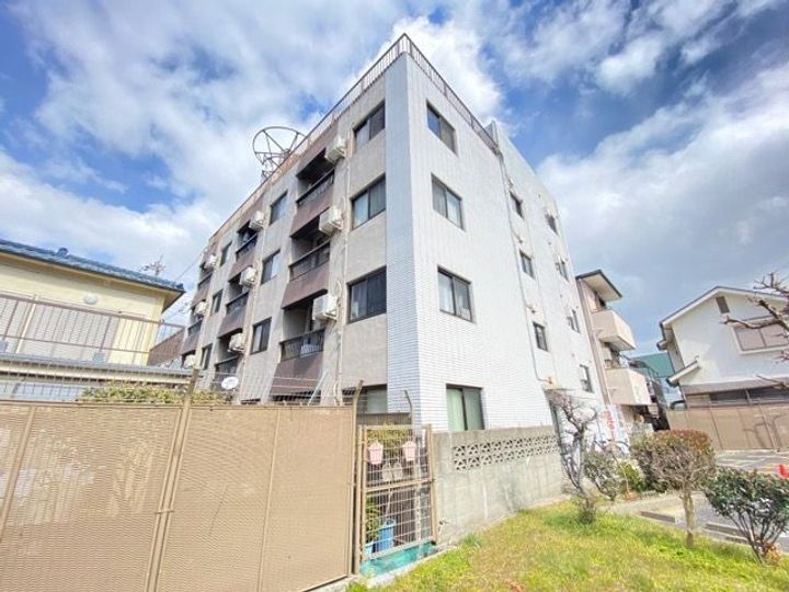 大阪府堺市西区浜寺石津町中５丁 4階建
