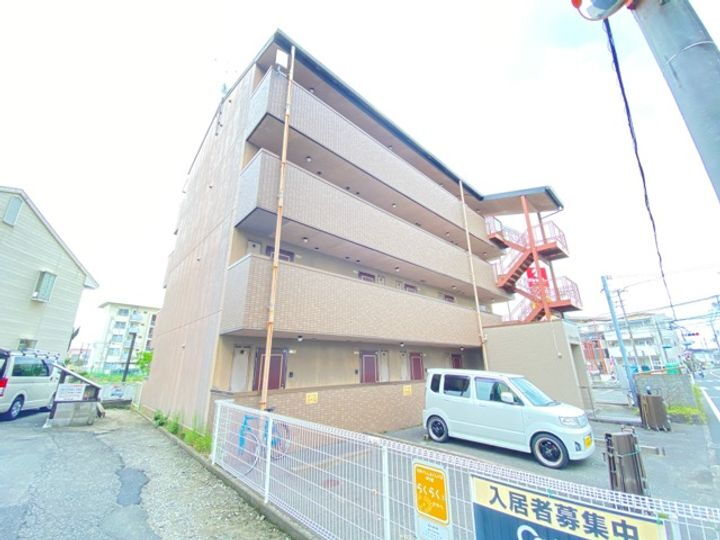 大阪府高石市西取石３丁目 4階建