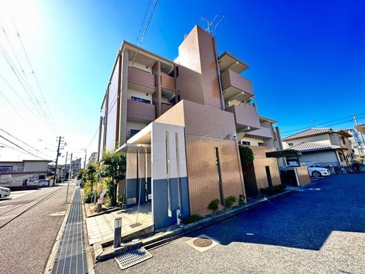 大阪府高石市西取石７丁目 築29年3ヶ月 4階建