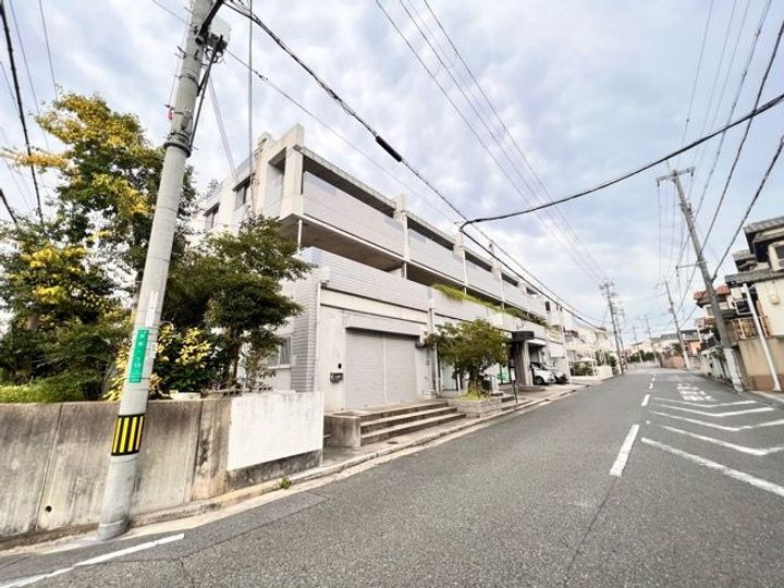 大阪府堺市中区深阪１丁 3階建 築34年