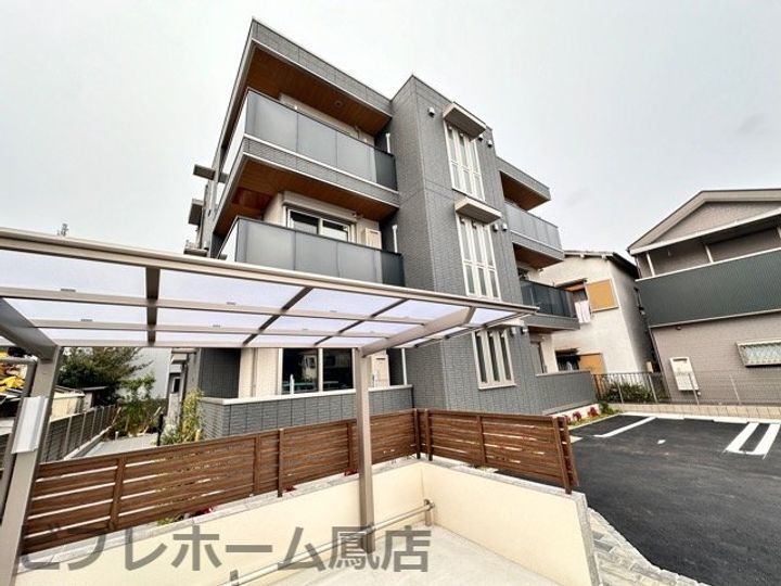 大阪府堺市西区鳳中町９丁 3階建 築2年