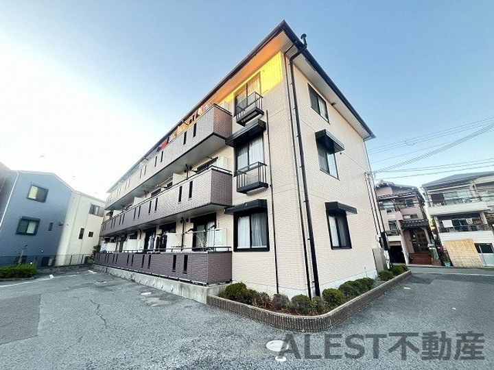 大阪府堺市中区新家町 3階建 築23年4ヶ月