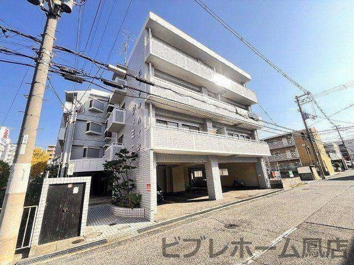 大阪府堺市中区深井沢町 4階建 築36年10ヶ月