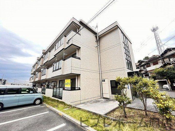 大阪府堺市中区深阪４丁 3階建 築29年8ヶ月