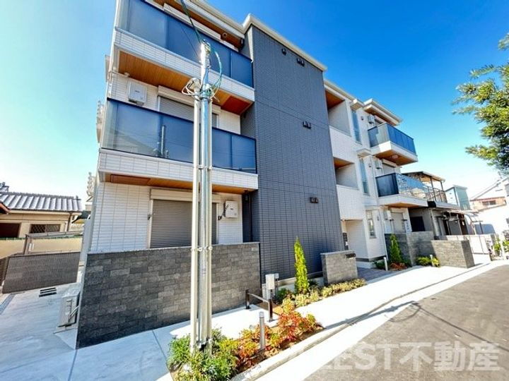 大阪府堺市西区鳳西町３丁 3階建 