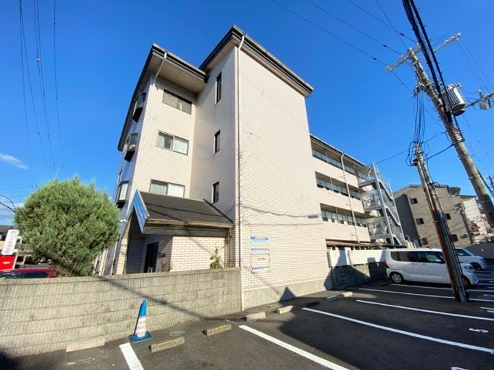 大阪府堺市中区深井北町 4階建 築33年4ヶ月