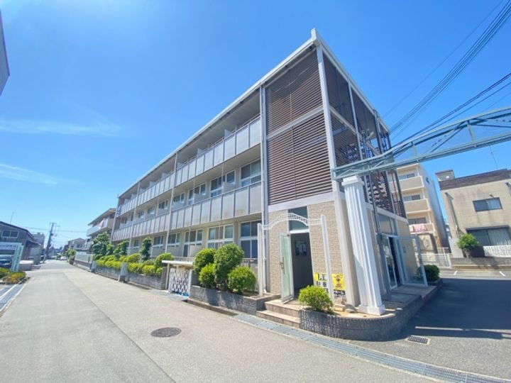 大阪府堺市西区鳳中町１０丁 築26年9ヶ月 3階建