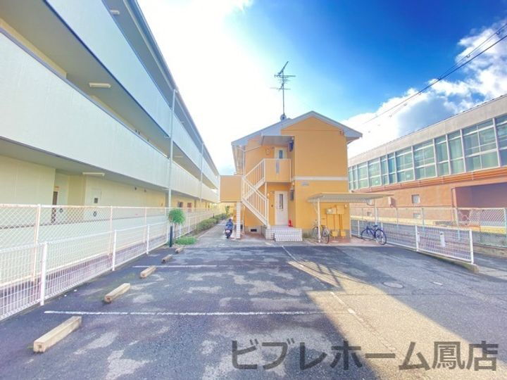 大阪府和泉市池上町４丁目 2階建 築31年8ヶ月