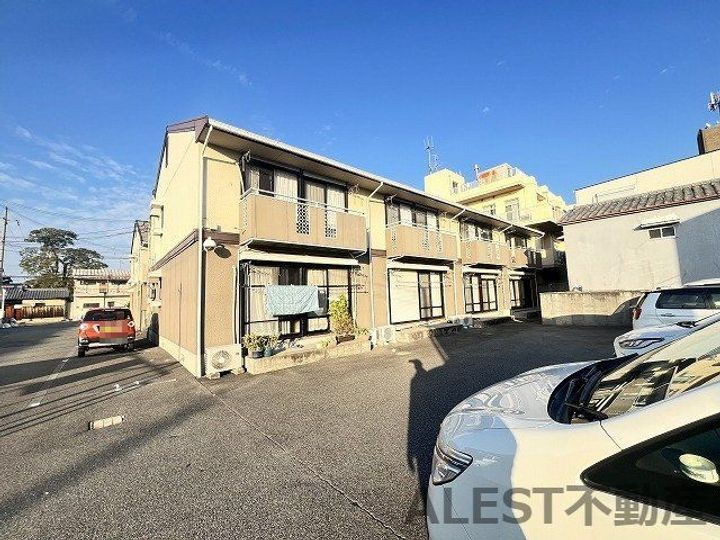 大阪府堺市中区深井中町 2階建 築37年8ヶ月