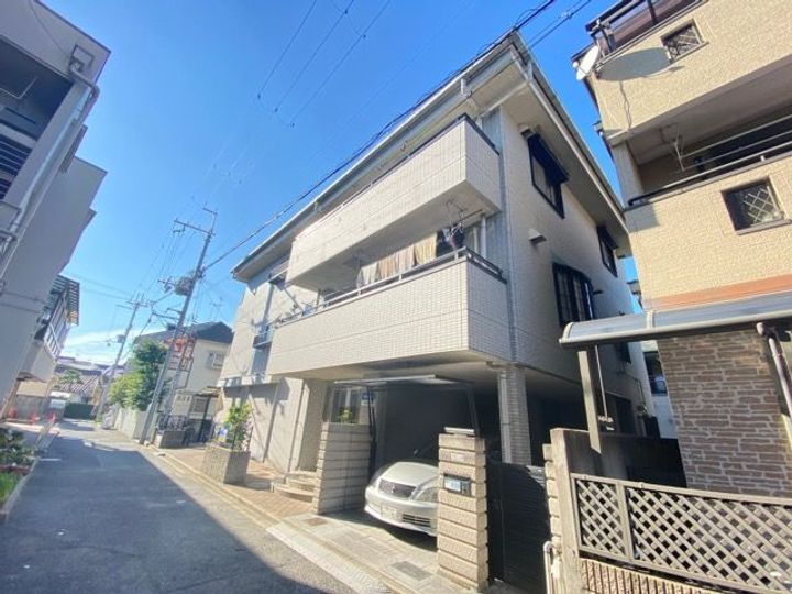 大阪府高石市羽衣１丁目 築29年11ヶ月 3階建
