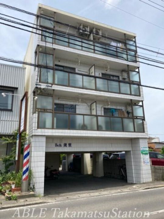 バルク美里 4階建
