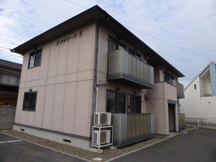 岡山県倉敷市玉島阿賀崎２丁目 2階建