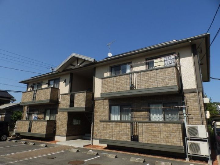 フォレストコート　Ａ 2階建
