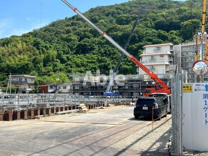 Ｊ．リヴェール高松西宝町　Ａ棟 3階建